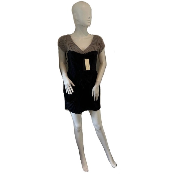 BCBGMaxAzria Dresses & Skirts - BCBG Womens Runway Dress Blue Gray Dress Size 6 NWT $418
